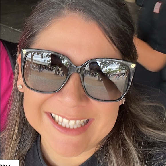 Meet your Posher, Anna - Picture 1 of 1